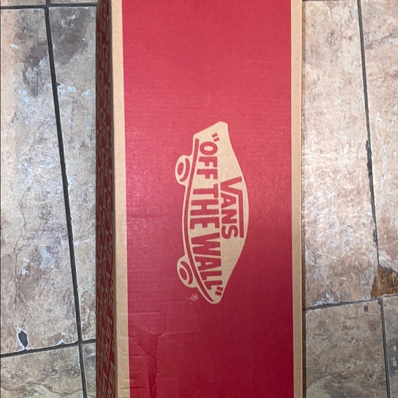 Vans Old Skool Ditsy Floral NWT - Picture 2 of 4